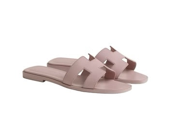 Hermes slides pink